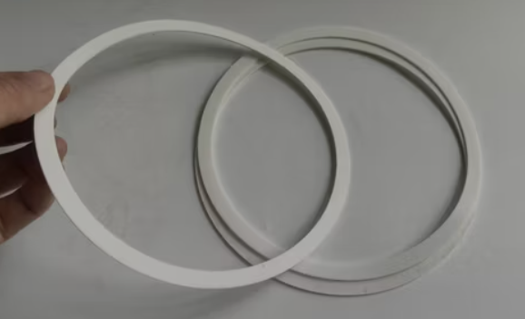 GIOĂNG PTFE TẨM SỢI THỦY TINH: ĐỆM LÀM KÍN ĐỘNG (DYNAMIC SEAL) CHỊU MÀI MÒN CHO ỨNG DỤNG CƠ KHÍ